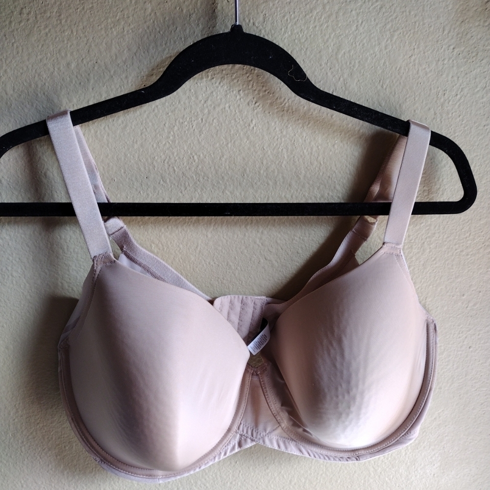 Paramour Women's Nude Lightly Padded Underwire Bra Sz 40DDD- Adjustable Strap